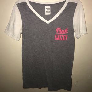 PINK - grey and white Victoria’s Secret T-shirt.🌷